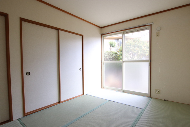 その他部屋・スペース　収納付きの６帖和室