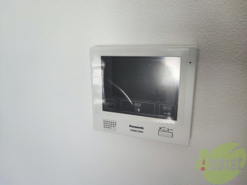 セキュリティ　ＴＶモニター付インターホンです。来客者の顔が見えるので安心！