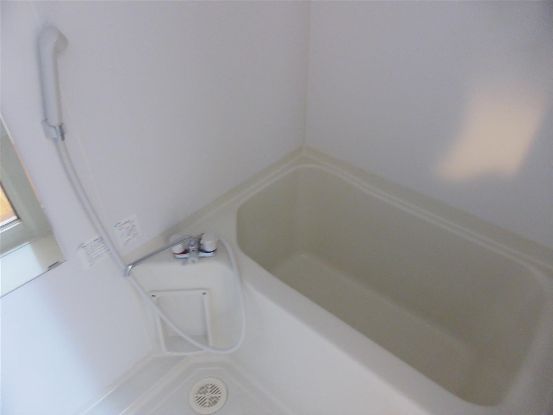 バス・シャワールーム　実際は反転となります。