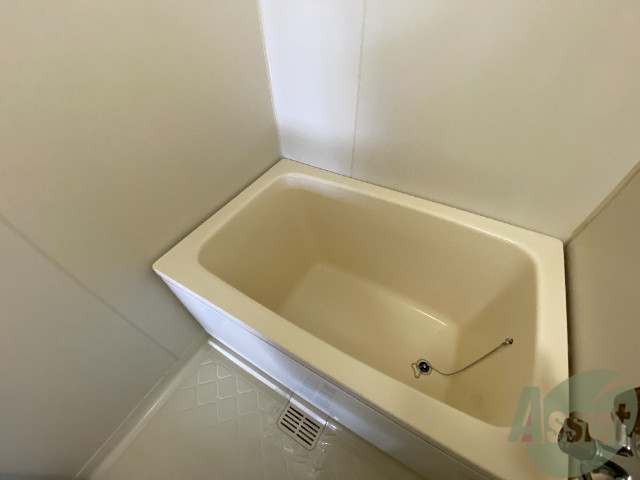 バス・シャワールーム　いつでも温かいお風呂に入る事ができますね！