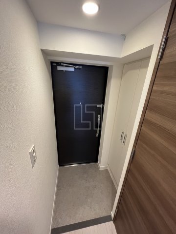 玄関　MELDIA CREST TAPP NAMBA-WEST　玄