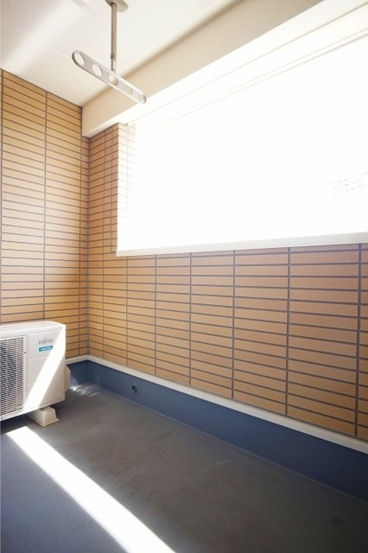 バルコニー　図面と現状に相違がある場合には現状を優先