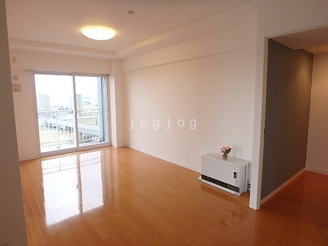 居室・リビング　同号室タイプ写真