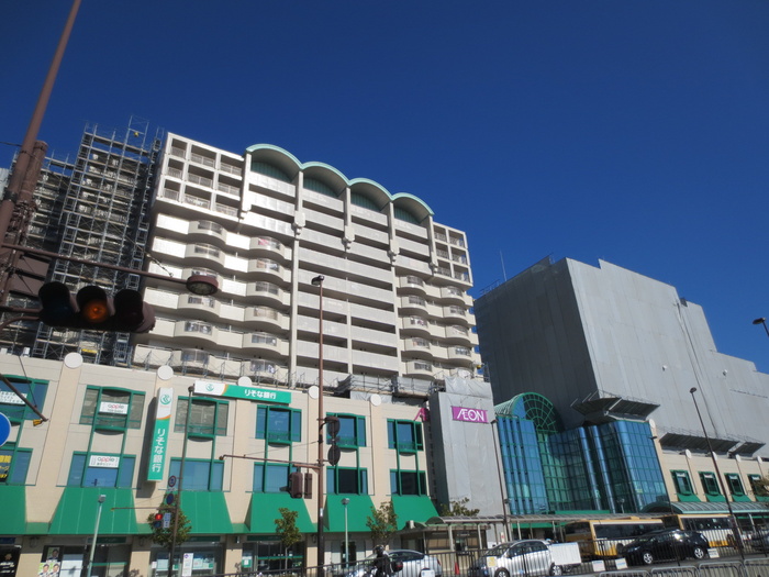 ショッピングセンター　イオン（ショッピングセンター）まで750m