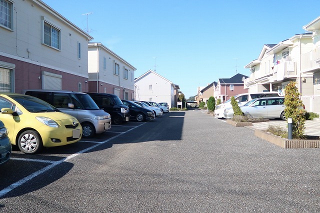 駐車場　駐車場