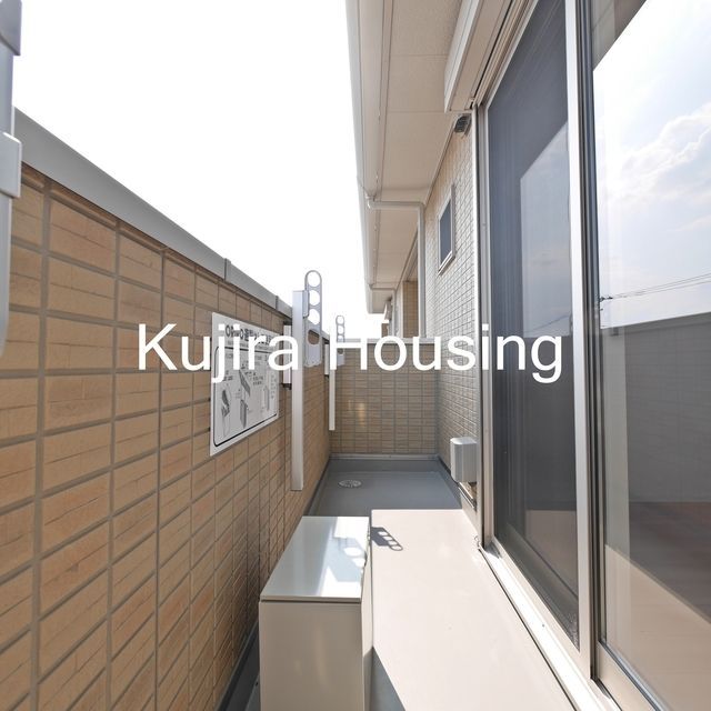 バルコニー　★外干し派に嬉しいバルコニー付 ★