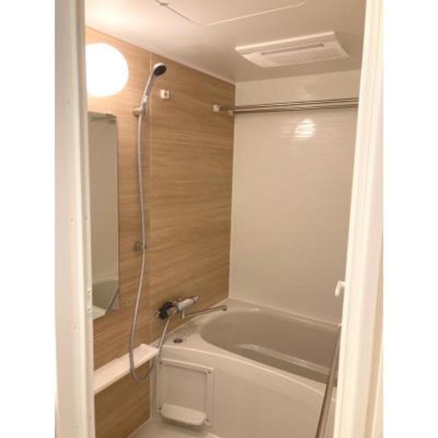 バス・シャワールーム　※写真は同タイプ住戸です。