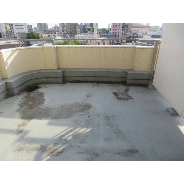 バルコニー　ルーフバルコニー