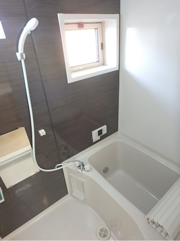 バス・シャワールーム　図面と現状に相違がある場合には現状を優先