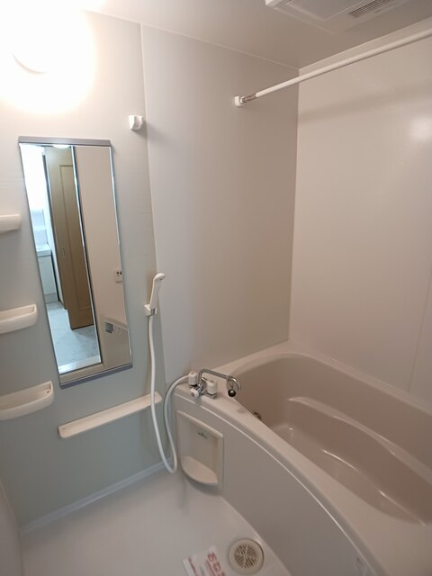 バス・シャワールーム　バス