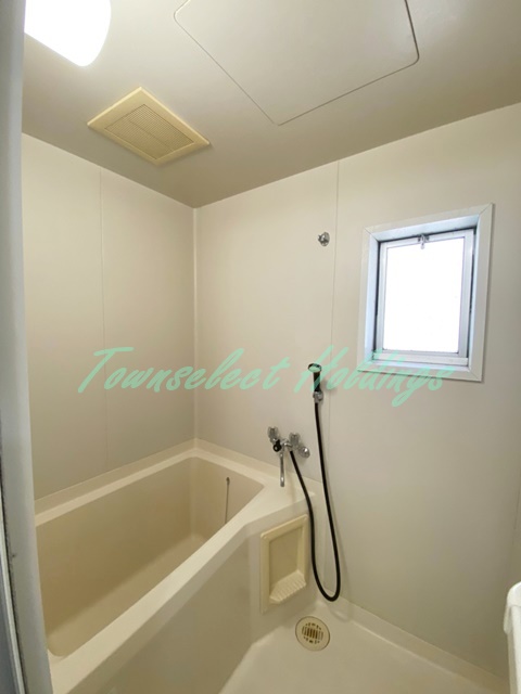 バス・シャワールーム　同施工物件