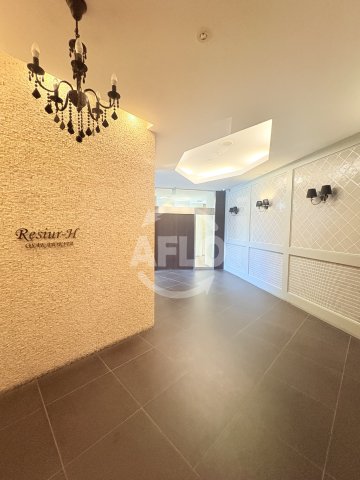 ロビー　レジュールアッシュ大阪城北　ロビー