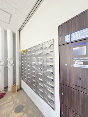 その他設備　レジュールアッシュ大阪城北　メールボックス