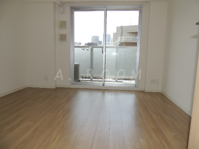 居室・リビング　開放的なお部屋