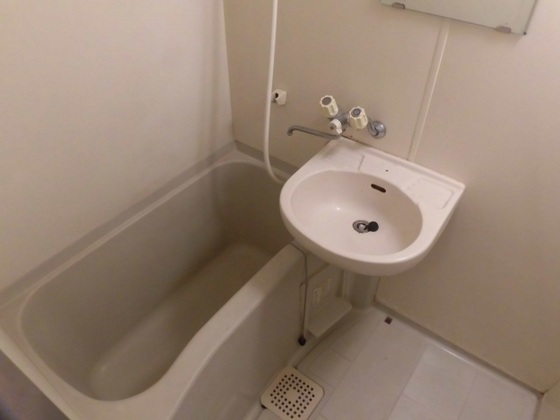 洗面設備　※別部屋の写真です
