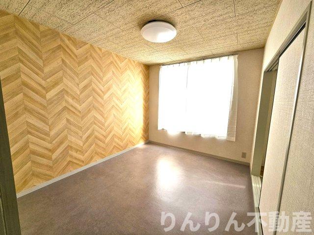 居室・リビング　広々とした洋室です