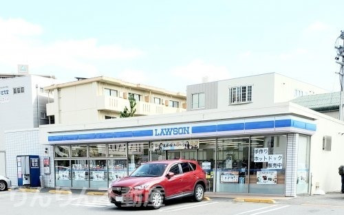 コンビニ　ローソン（コンビニ）まで562m