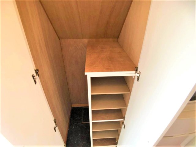 玄関　設備・仕様は号室により異なる為、現状を優先する。