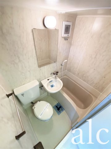 バス・シャワールーム　バス設備