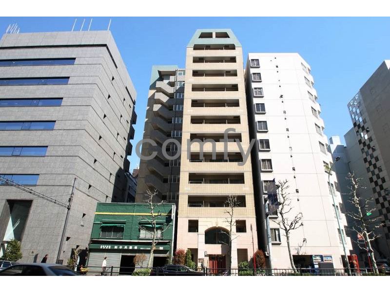 建物外観　総階数１５階建て