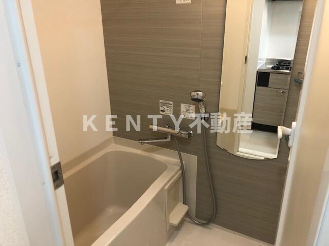 バス・シャワールーム　日々の疲れを癒すお風呂付です