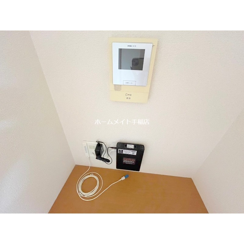 セキュリティ　モニター付きインターホン♪