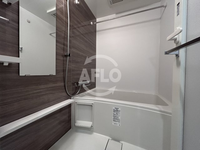 バス・シャワールーム　コンフォリア・リヴ淡路　浴室