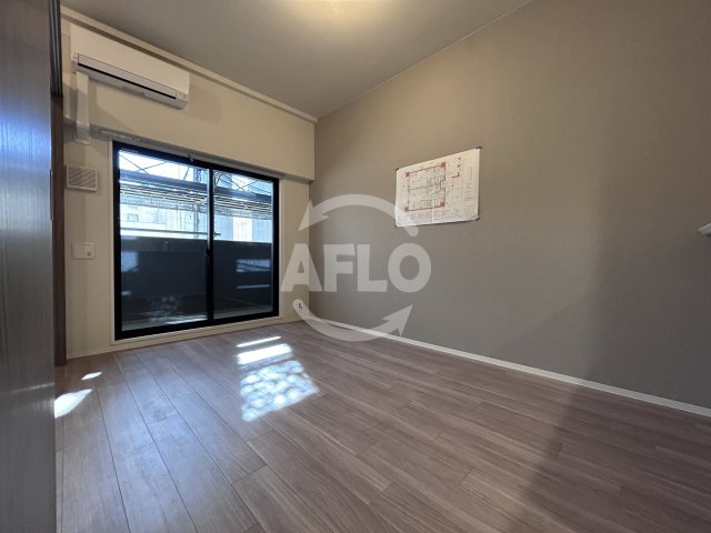 居室・リビング　コンフォリア・リヴ淡路　リビング