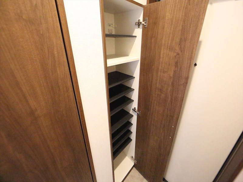 玄関　玄関　シューズボックス付　同仕様写真