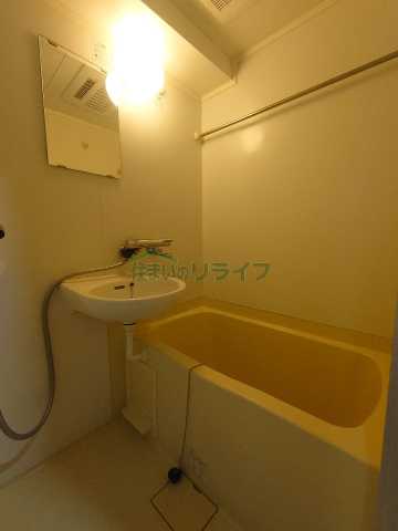 バス・シャワールーム　エスティメゾン神田 1004