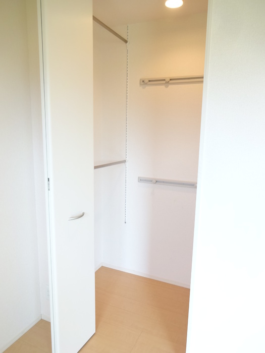 収納　※同タイプの部屋写真です