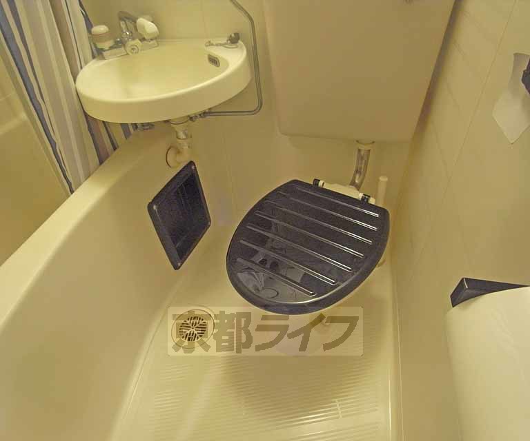 トイレ　遊び心たっぷりのお部屋です！