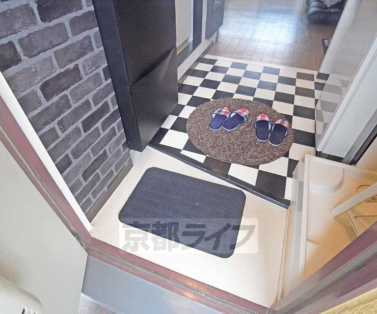 玄関　遊び心たっぷりのお部屋です！