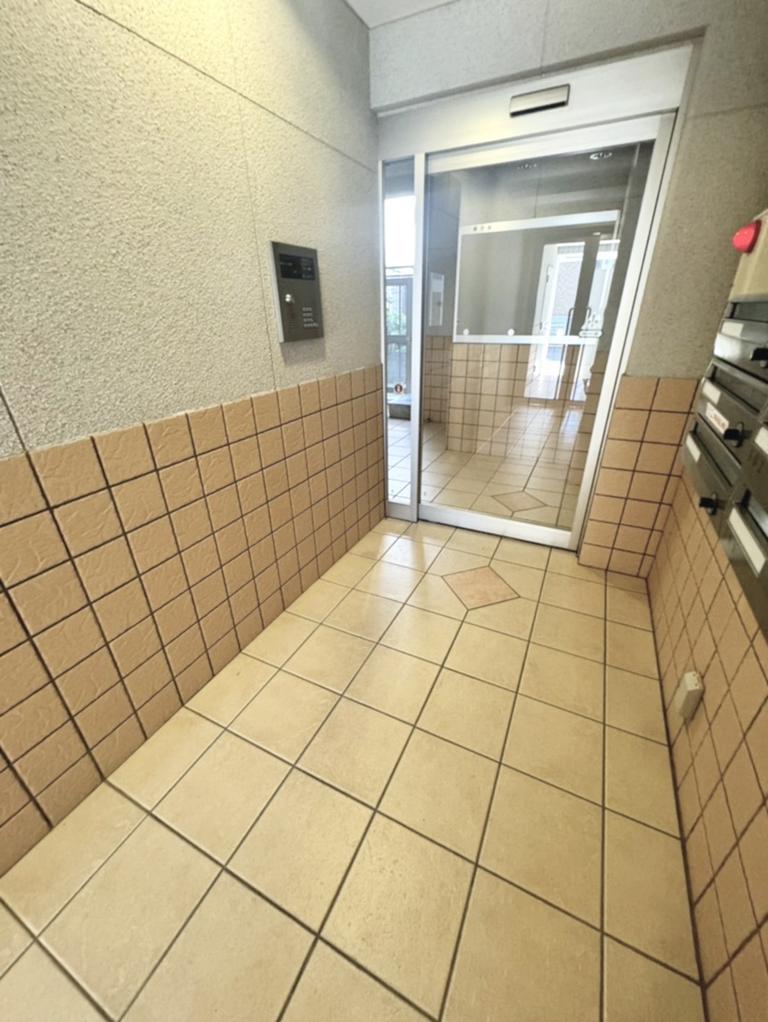 セキュリティ　女性の方でも安心のオートロック♪