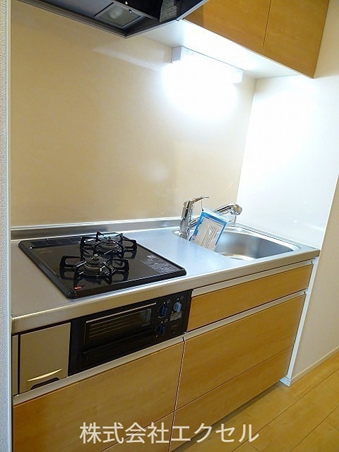 キッチン　ガスコンロ付きです。