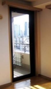 バルコニー　収納