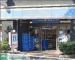 コンビニ　ローソン代々木西参道店（コンビニ）まで370m