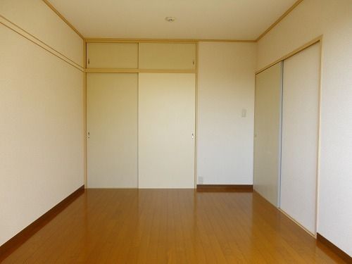 居室・リビング　★明るいお部屋です★