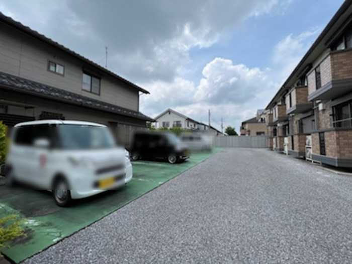 駐車場　駐車場