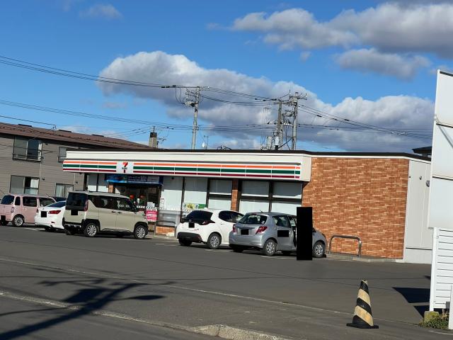 コンビニ　セブンイレブン釧路豊川町店（コンビニ）まで140m