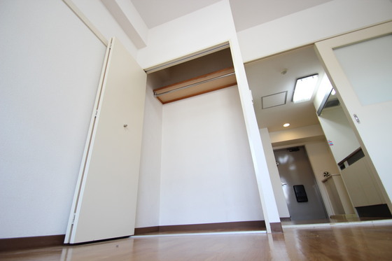 収納　※別号室の写真です