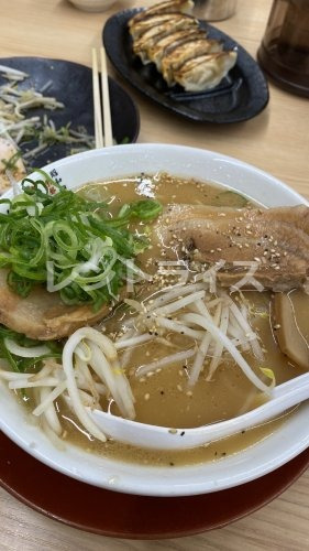 飲食店　ラーメン横綱一宮店（飲食店）まで374m