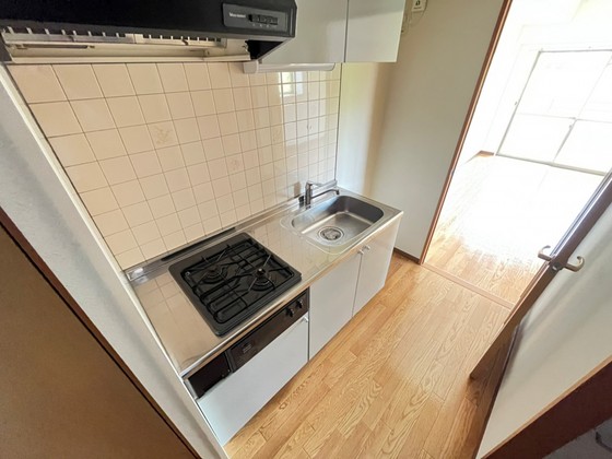 キッチン　※別号室の写真です