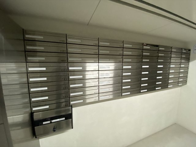 その他共有部分　アドバンス大阪城アンジュ　メールボックス