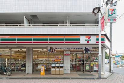 コンビニ　セブンイレブン板橋東新町1丁目店（コンビニ）まで86m