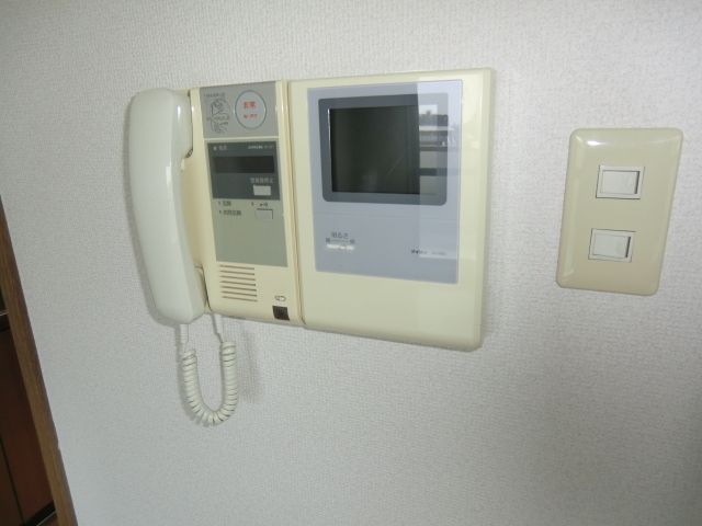 セキュリティ　安心のオートロック対応ドアホン