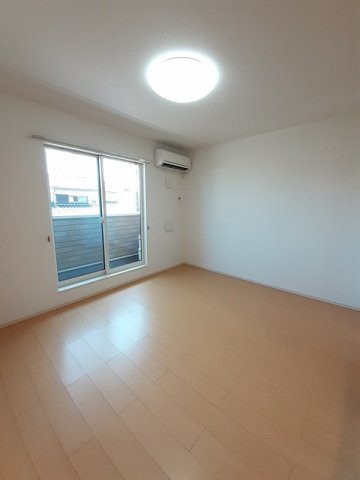 居室・リビング　使いやすいリビングです