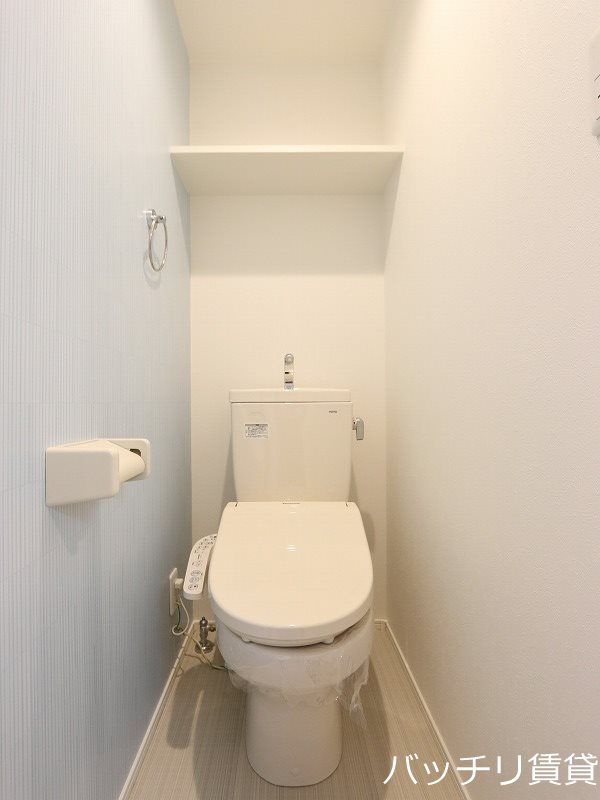 トイレ　同型タイプの為、現状を優先いたします。