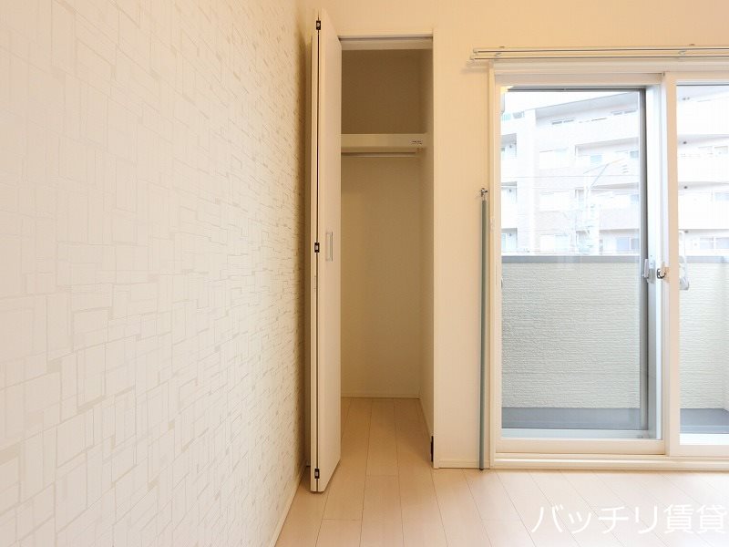 収納　同型タイプの為、現状を優先いたします。