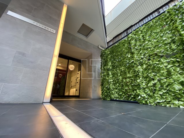 エントランス　レジディア堺筋本町プレイス　エントランス